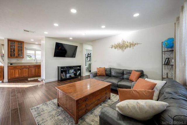 14523 Saco Street, Poway, CA 92064