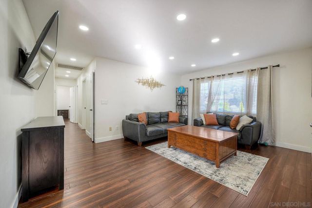 14523 Saco Street, Poway, CA 92064