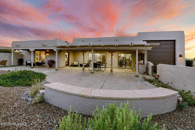 760 S Placita Amena, Green Valley, AZ 85614