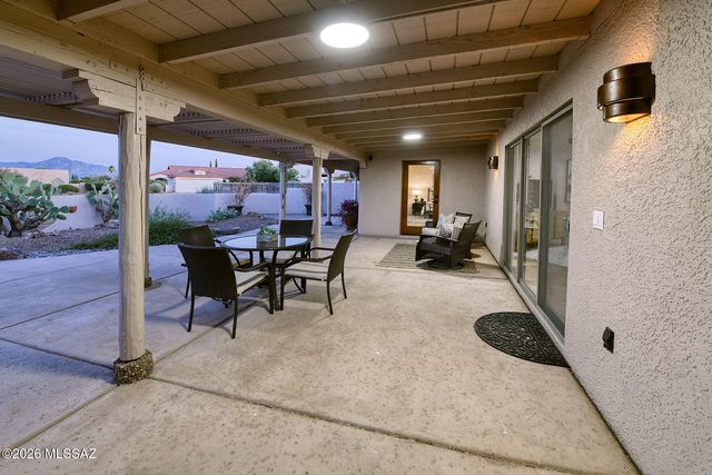 760 S Placita Amena, Green Valley, AZ 85614
