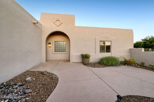 760 S Placita Amena, Green Valley, AZ 85614