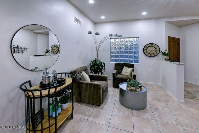 760 S Placita Amena, Green Valley, AZ 85614