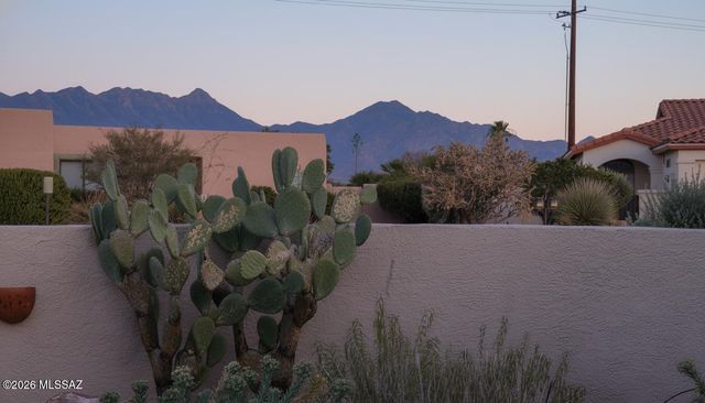 760 S Placita Amena, Green Valley, AZ 85614