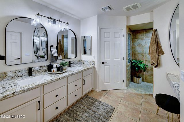 760 S Placita Amena, Green Valley, AZ 85614