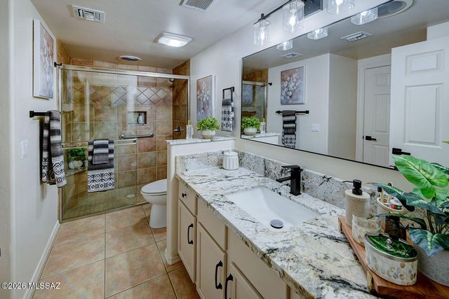 760 S Placita Amena, Green Valley, AZ 85614