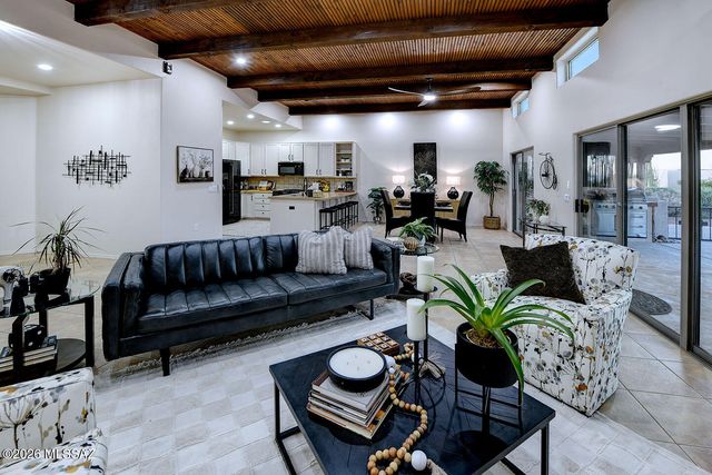 760 S Placita Amena, Green Valley, AZ 85614