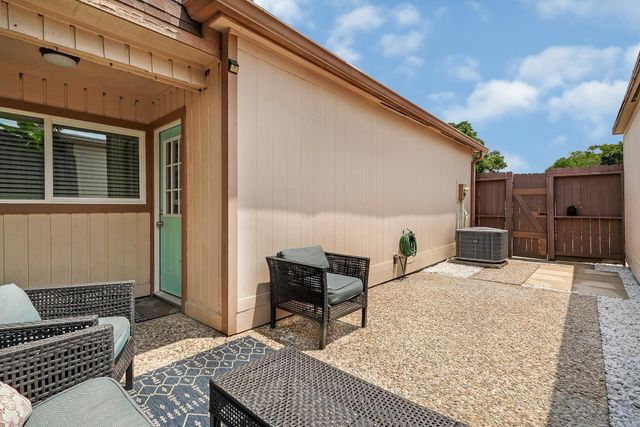 2908 Camelot Lane, Missouri City, TX 77459