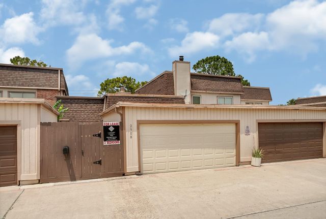 2908 Camelot Lane, Missouri City, TX 77459