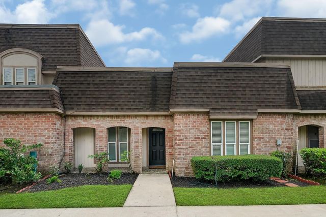 2908 Camelot Lane, Missouri City, TX 77459