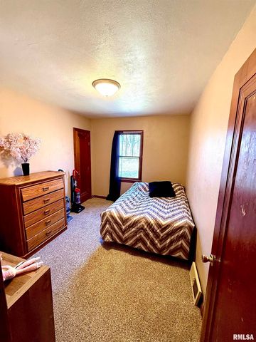 143 CHERRY Lane, Washington, IL 61571