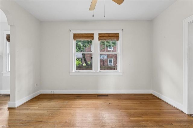 7 Willoughby Place PL, Hampton, VA 23661