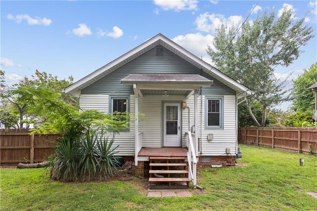 7 Willoughby Place PL, Hampton, VA 23661
