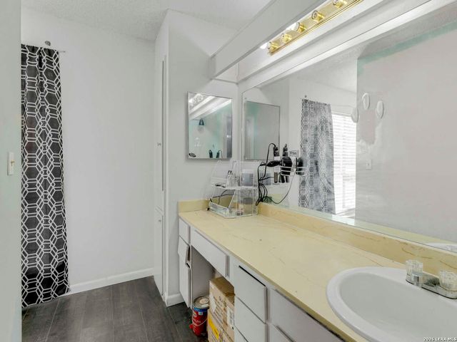 6812 Neston Dr Unit 0, San Antonio, TX 78239