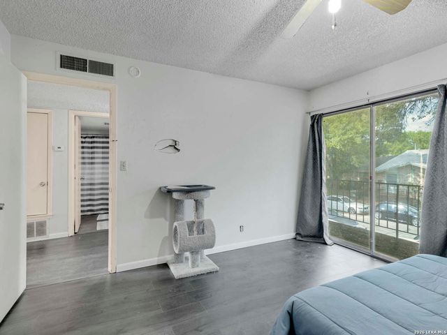 6812 Neston Dr Unit 0, San Antonio, TX 78239