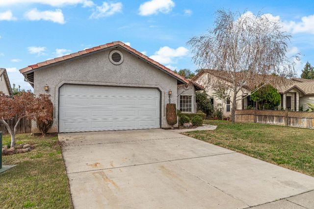 6025 Soares Place, Riverbank, CA 95367