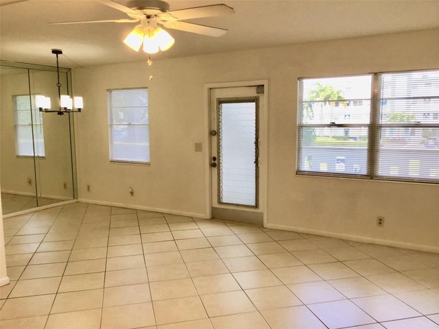 2035 Exeter B 2035, Boca Raton, FL 33434