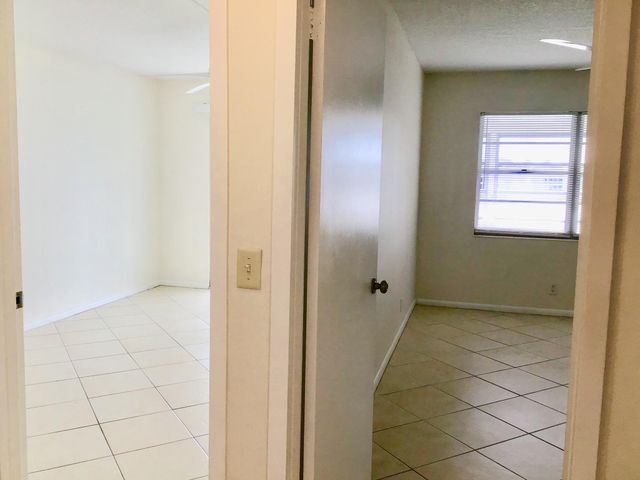 2035 Exeter B 2035, Boca Raton, FL 33434