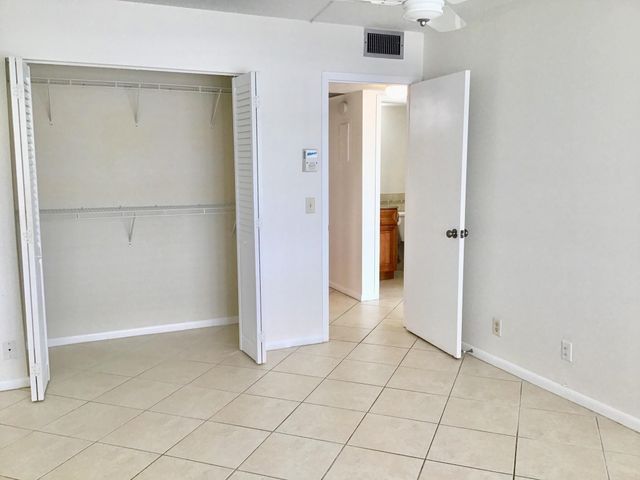 2035 Exeter B 2035, Boca Raton, FL 33434