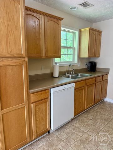 95 Mountain Overlook Drive, Cleveland, GA 30528