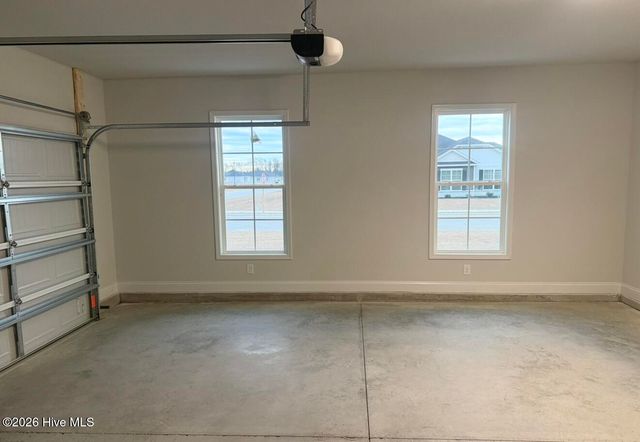 199 Seashore Street, Grimesland, NC 27837