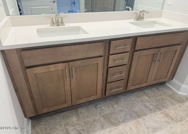 199 Seashore Street, Grimesland, NC 27837