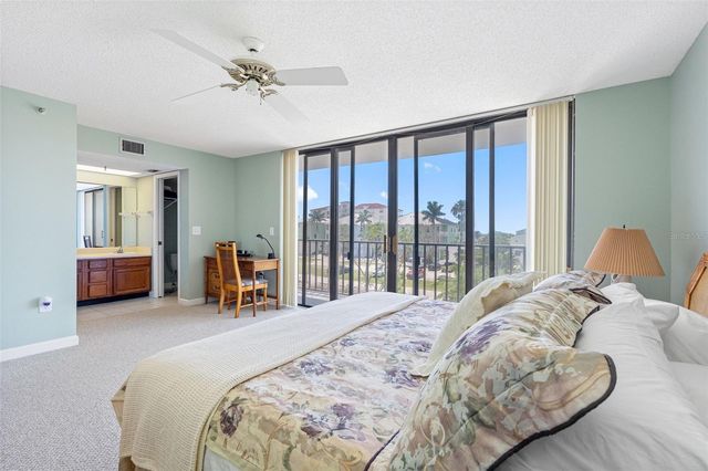 19111 VISTA BAY DRIVE 301, Indian Shores, FL 33785