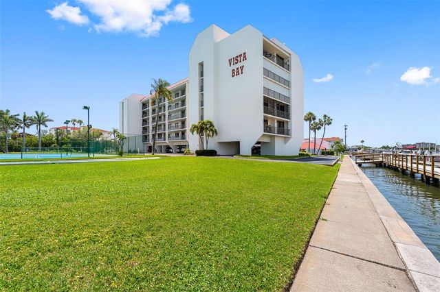 19111 VISTA BAY DRIVE 301, Indian Shores, FL 33785