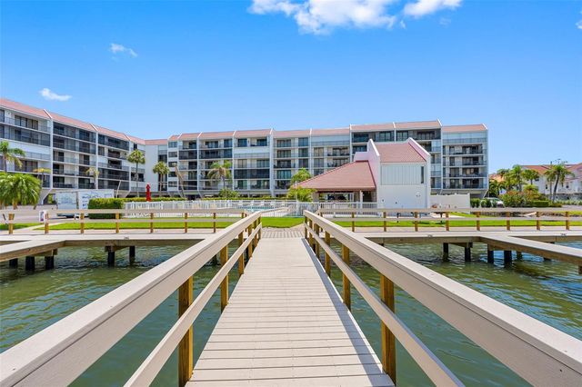 19111 VISTA BAY DRIVE 301, Indian Shores, FL 33785