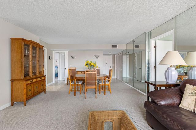 19111 VISTA BAY DRIVE 301, Indian Shores, FL 33785