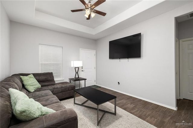 909 N Maryland Street, Alton, TX 78573