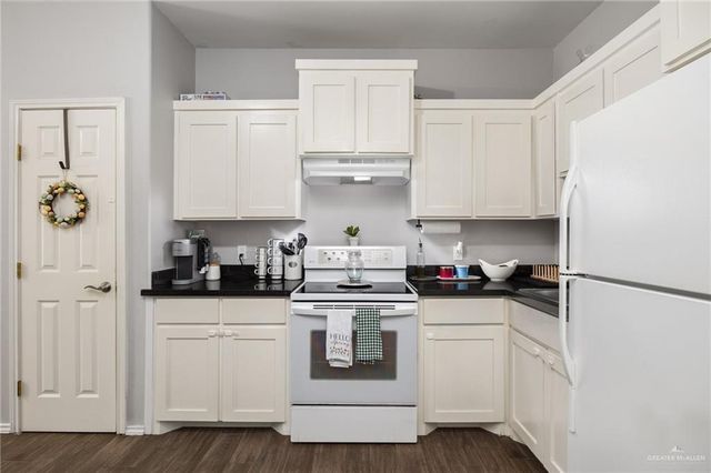 909 N Maryland Street, Alton, TX 78573