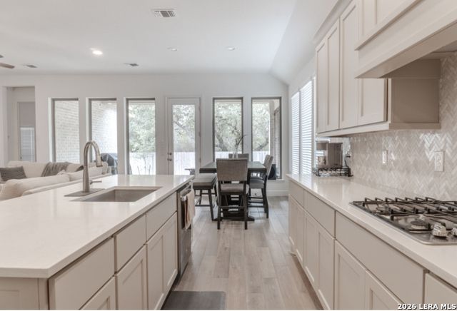 1923 Dalhart, San Antonio, TX 78253