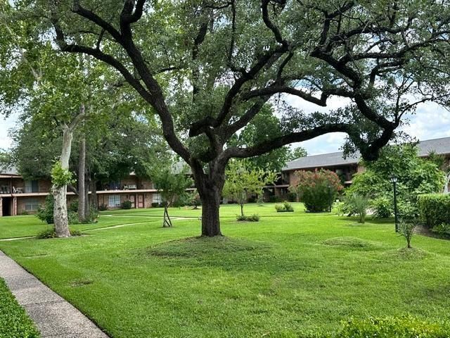 7600 Burgoyne Road 151, Houston, TX 77063