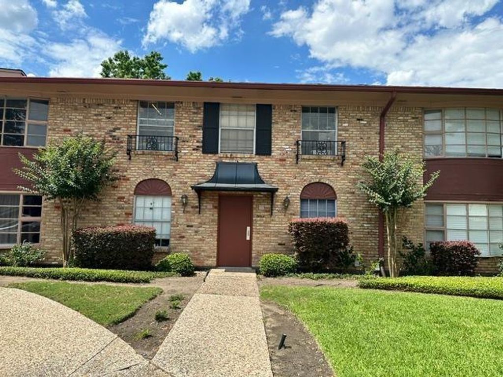 7600 Burgoyne Road 151, Houston, TX 77063