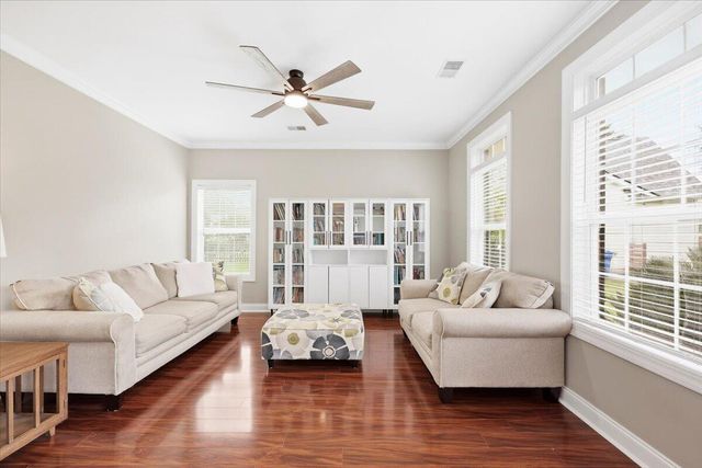 5008 Streamside Road, Summerville, SC 29485