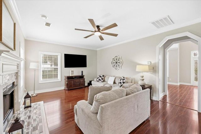 5008 Streamside Road, Summerville, SC 29485