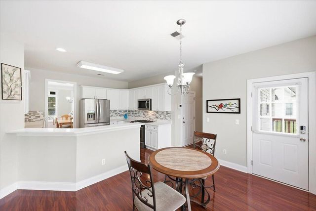 5008 Streamside Road, Summerville, SC 29485
