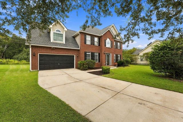 5008 Streamside Road, Summerville, SC 29485
