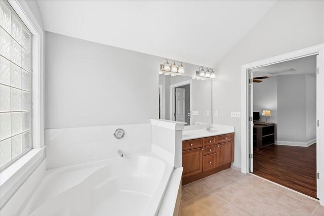 5008 Streamside Road, Summerville, SC 29485