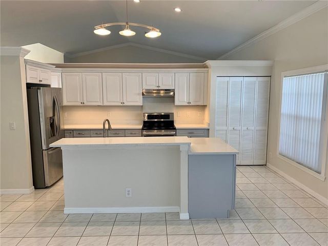 10841 FOX GLEN Drive, Boca Raton, FL 33428