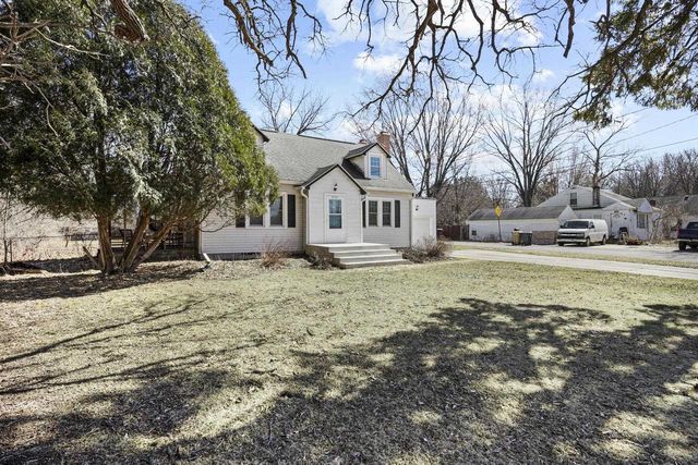 2505 Badger Lane, Madison, WI 53713