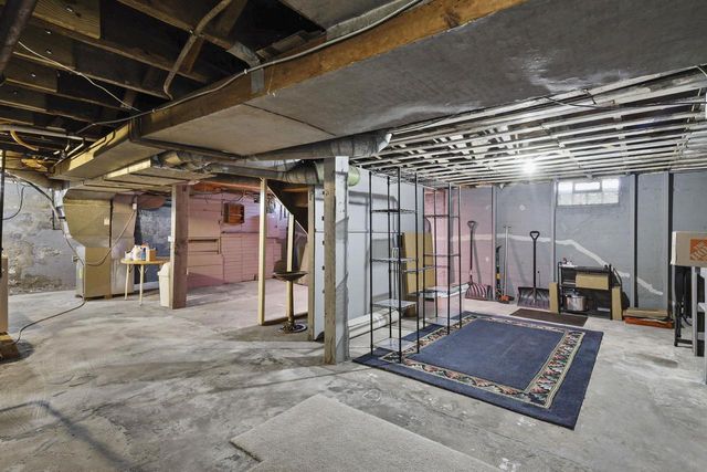 2505 Badger Lane, Madison, WI 53713