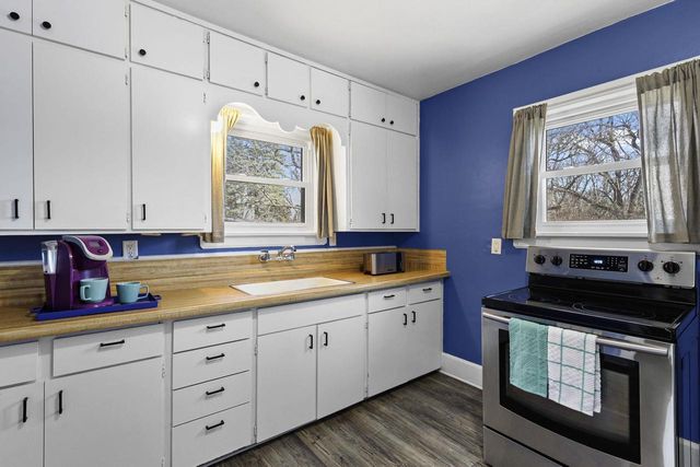 2505 Badger Lane, Madison, WI 53713