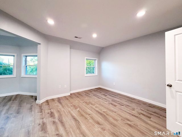 308 Alden Avenue B, New Haven, CT 06515