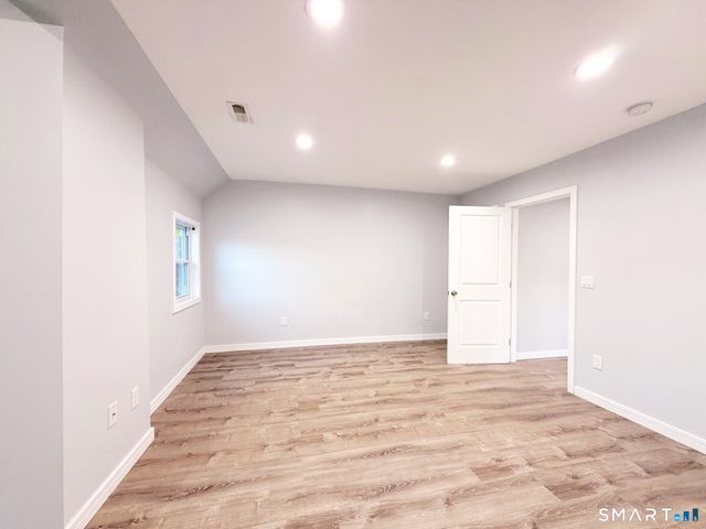 308 Alden Avenue B, New Haven, CT 06515