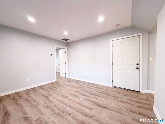 308 Alden Avenue B, New Haven, CT 06515