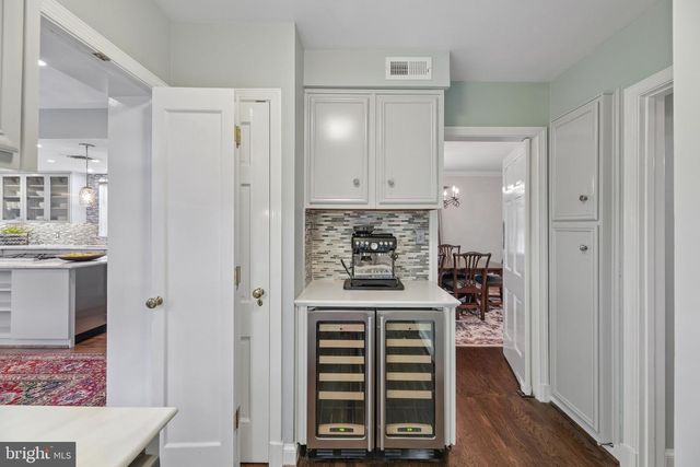 4600 WARREN ST NW, Washington, DC 20016