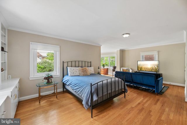 4600 WARREN ST NW, Washington, DC 20016