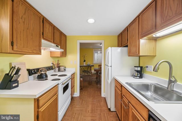 4600 WARREN ST NW, Washington, DC 20016