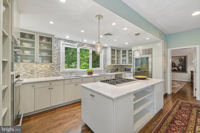 4600 WARREN ST NW, Washington, DC 20016